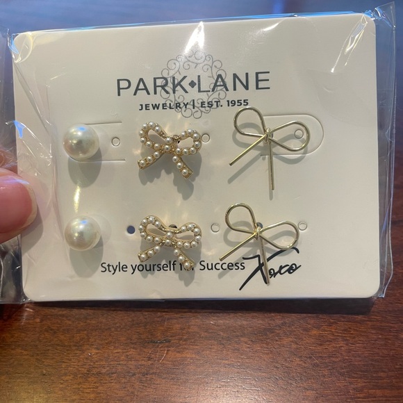 Park Lane Babydoll Earrings Set NWT - Picture 1 of 1